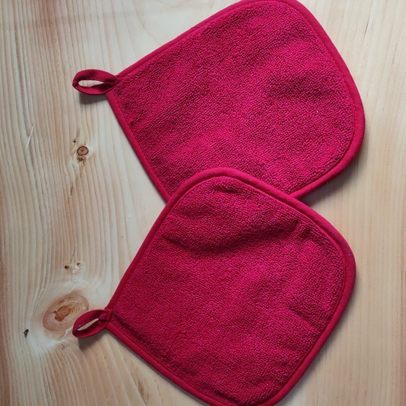 Red Kitchen Pot Holders - Picture 2 of 2